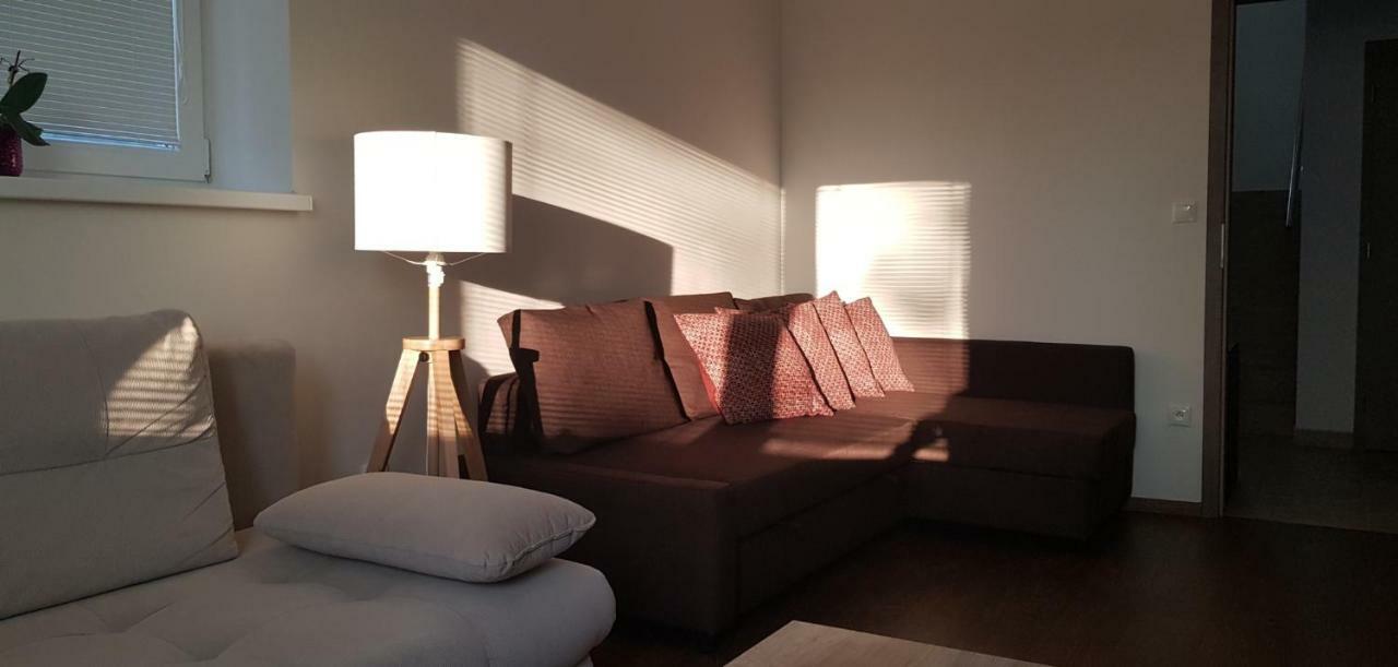 Vip Apartmany Zabnik 普列维扎 外观 照片